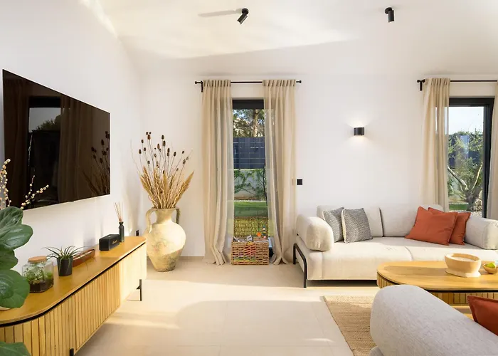 Βίλα Casa Fiore Viola For 8 People With Heated Pool Stifanići