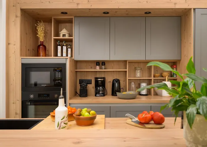 Βίλα Casa Fiore Viola For 8 People With Heated Pool